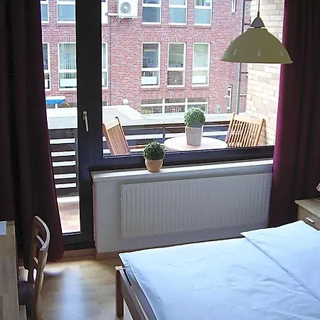 City Hotel Gifhorn 2* גיפהורן