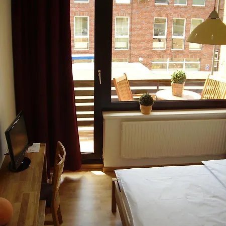 City Hotel Gifhorn 2*